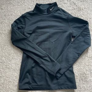 2/$30 Nike black dry fit fleece long sleeve